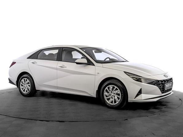 Hyundai Elantra VII (CN7) с пробегом 2022 года, цена 1 919 000 рублей, 42343 км, седан, Автокод Объявления