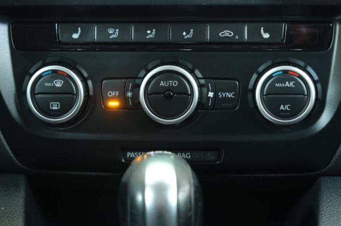 Volkswagen Jetta VI с пробегом 2013 года, цена 1 049 000 рублей, 218900 км, седан, Автокод Объявления