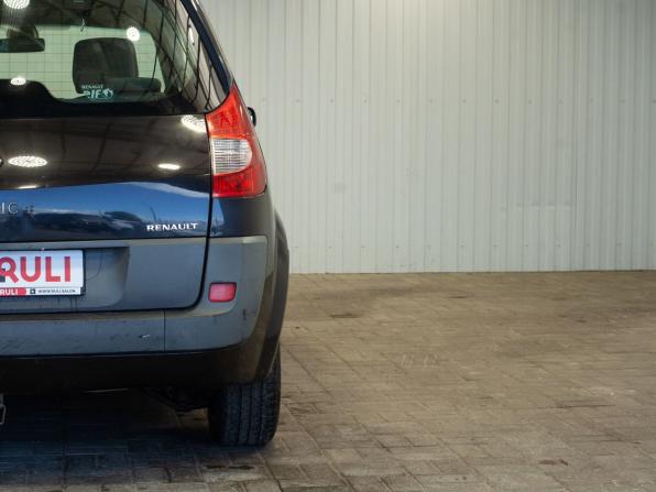 Renault Scenic II Рестайлинг с пробегом 2006 года, цена 465 000 рублей, 240784 км, компактвэн, Автокод Объявления