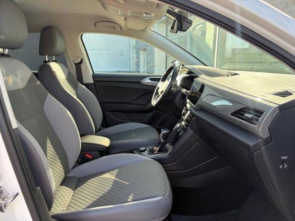 Volkswagen Taos I с пробегом 2022 года, цена 2 625 000 рублей, 83616 км, внедорожник, Автокод Объявления