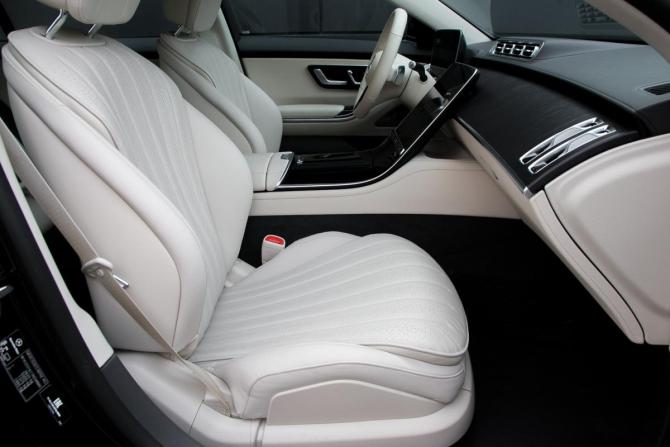 Mercedes-Benz S-Класс VII (W223) с пробегом 2021 года, цена 13 990 000 рублей, 5250 км, седан, Автокод Объявления