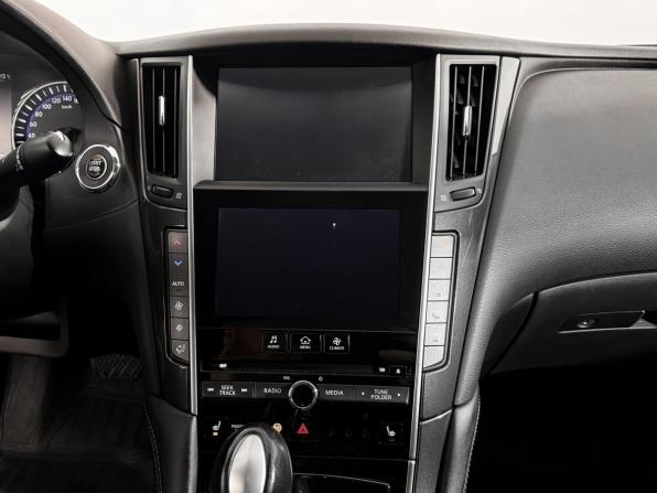 Infiniti Q50 I с пробегом 2016 года, цена 1 360 000 рублей, 181108 км, седан, Автокод Объявления