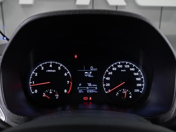 Hyundai Solaris II с пробегом 2019 года, цена 1 170 000 рублей, 103054 км, седан, Автокод Объявления