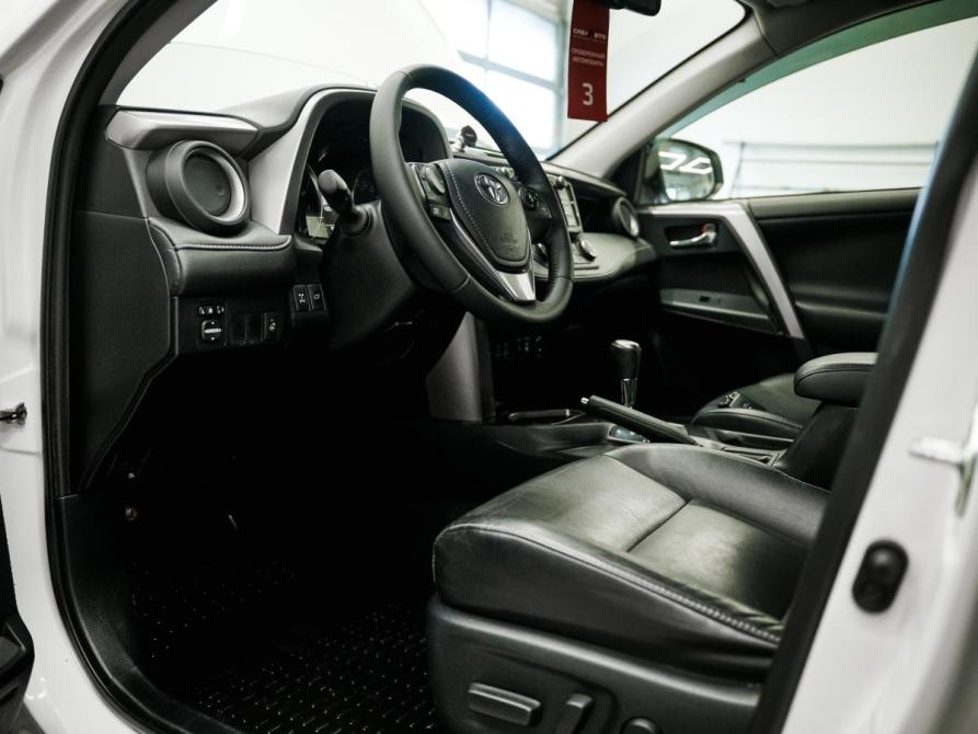 Toyota RAV4 IV (XA40) Рестайлинг Красноярск  - изображение 19