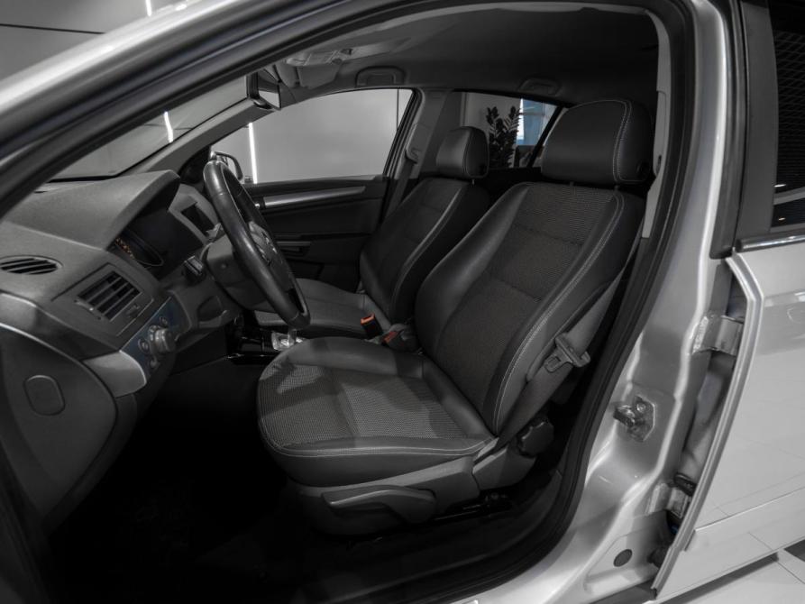 Opel Astra H Рестайлинг Москва  - изображение 9