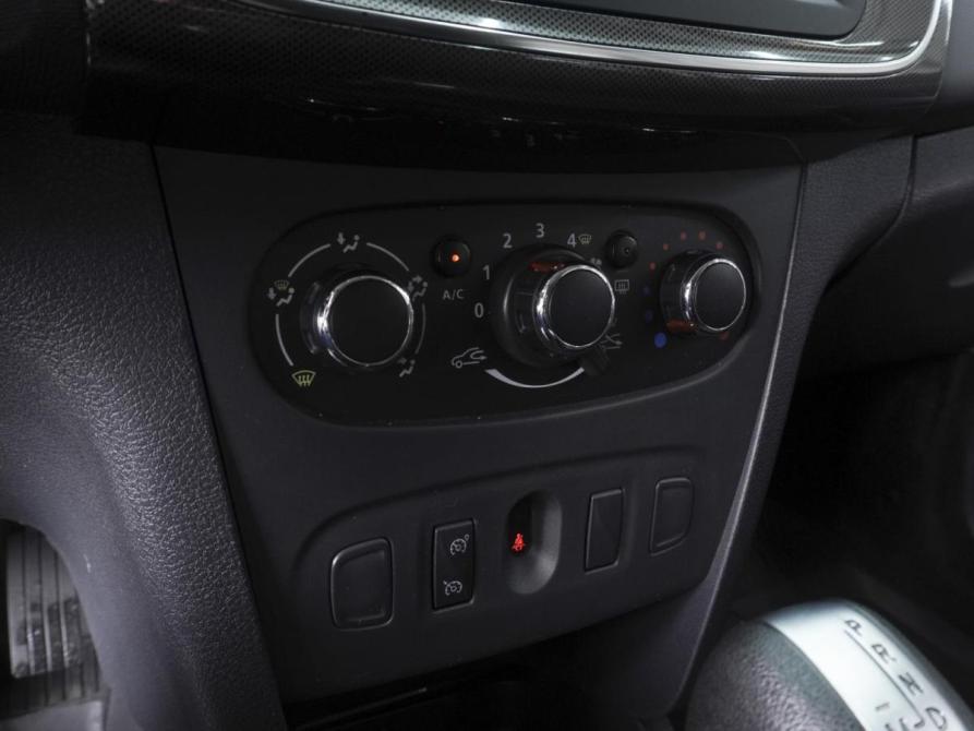 Renault Sandero II Рестайлинг Ростов-на-Дону  - изображение 17