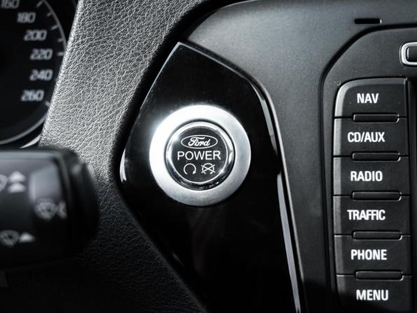 Ford Mondeo IV Рестайлинг с пробегом 2014 года, цена 977 000 рублей, 162999 км, седан, Автокод Объявления