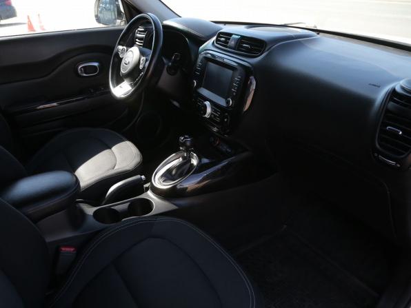 Kia Soul II Рестайлинг с пробегом 2019 года, цена 1 677 000 рублей, 117217 км, хэтчбек, Автокод Объявления