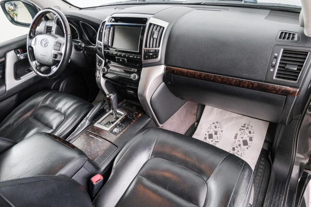 Toyota Land Cruiser 200 Series Рестайлинг 1 Красноярск  - изображение 10