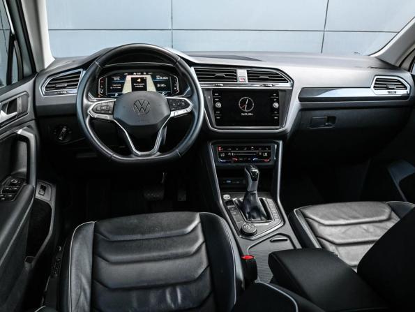 Volkswagen Tiguan II Рестайлинг с пробегом 2020 года, цена 2 969 000 рублей, 48327 км, внедорожник, Автокод Объявления