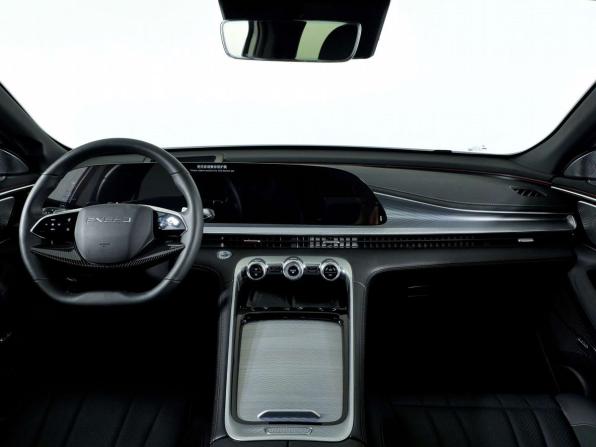 Exeed TXL I Рестайлинг 2 с пробегом 2024 года, цена 3 898 000 рублей, 7162 км, внедорожник, Автокод Объявления