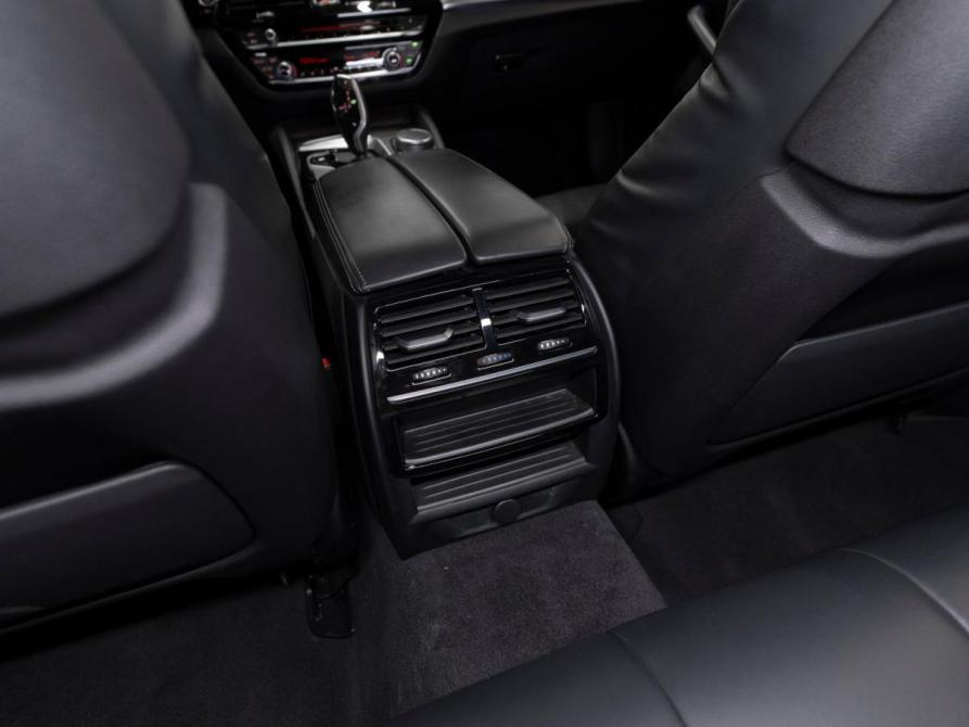 BMW 5 серии VII (G30/G31/G38) Москва  - изображение 14
