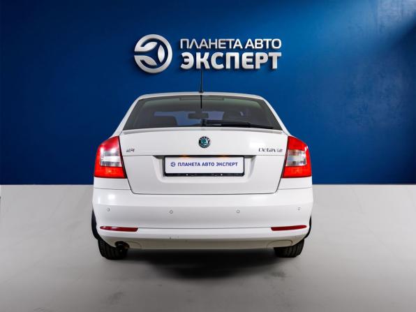 Skoda Octavia II (A5) Рестайлинг с пробегом 2011 года, цена 799 000 рублей, 179139 км, лифтбек, Автокод Объявления