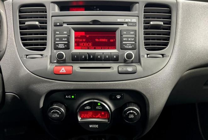 Kia Rio II Рестайлинг с пробегом 2010 года, цена 670 000 рублей, 86288 км, хэтчбек, Автокод Объявления