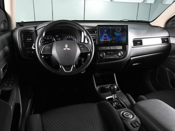 Mitsubishi Outlander III Рестайлинг с пробегом 2015 года, цена 1 679 000 рублей, 146755 км, внедорожник, Автокод Объявления
