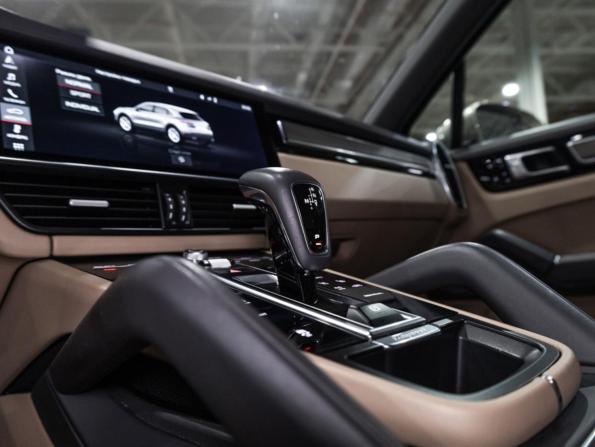Porsche Cayenne III с пробегом 2018 года, цена 5 390 550 рублей, 108073 км, внедорожник, Автокод Объявления