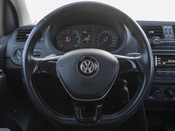 Volkswagen Polo V Рестайлинг с пробегом 2017 года, цена 1 099 000 рублей, 89592 км, седан, Автокод Объявления