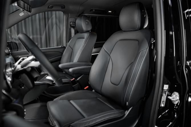 Новый Mercedes-Benz V-Класс III (W447) Рестайлинг 2 2024 года, цена 20 598 000 рублей, минивэн, Автокод Объявления