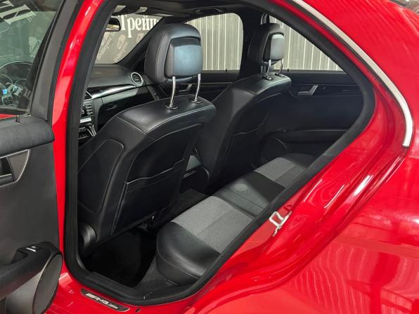 Mercedes-Benz C-Класс III (W204) Рестайлинг с пробегом 2012 года, цена 1 595 000 рублей, 167415 км, седан, Автокод Объявления
