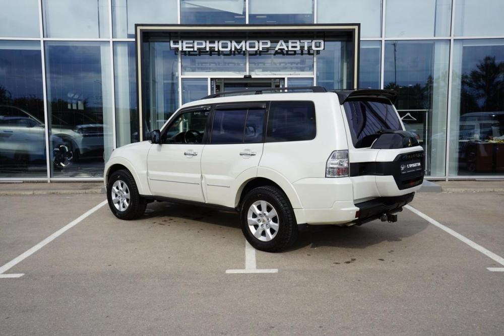 Mitsubishi Pajero IV Рестайлинг 2 Крым  - изображение 3
