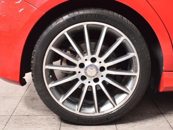 Mercedes-Benz A-Класс III (W176) с пробегом 2015 года, цена 1 199 995 рублей, 48646 км, хэтчбек, Автокод Объявления