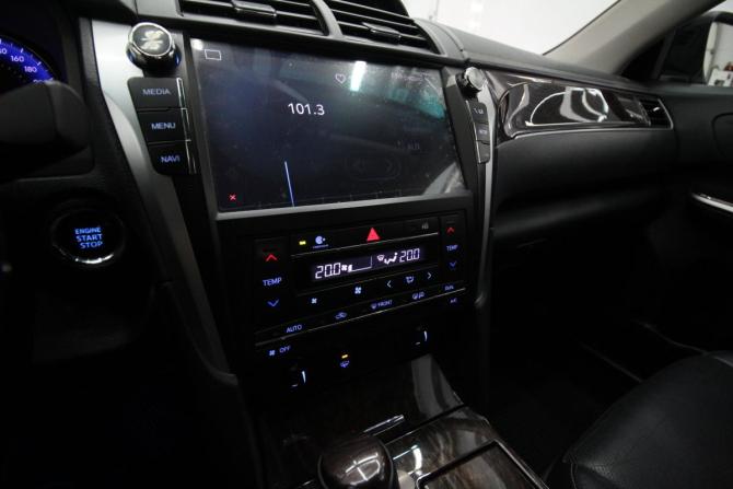 Toyota Camry VII (XV50) Рестайлинг 2 с пробегом 2018 года, цена 2 250 000 рублей, 210000 км, седан, Автокод Объявления