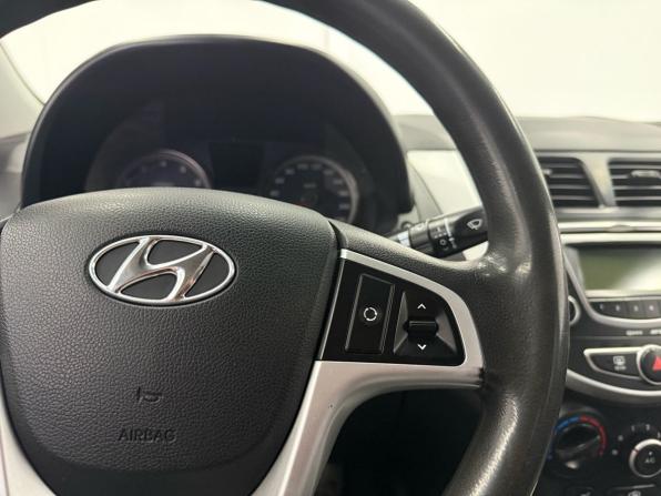 Hyundai Solaris I с пробегом 2011 года, цена 949 000 рублей, 159000 км, седан, Автокод Объявления