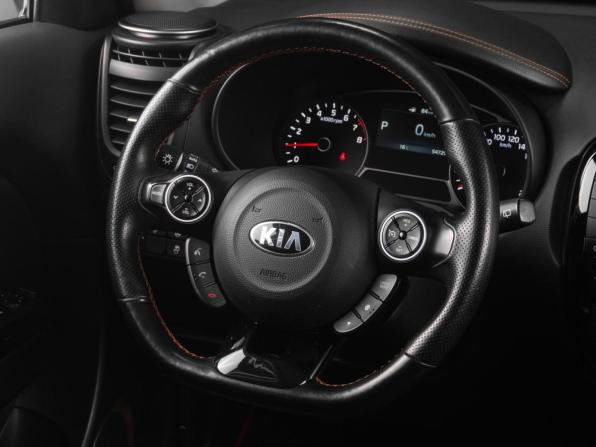 Kia Soul II Рестайлинг с пробегом 2016 года, цена 1 719 000 рублей, 54729 км, хэтчбек, Автокод Объявления