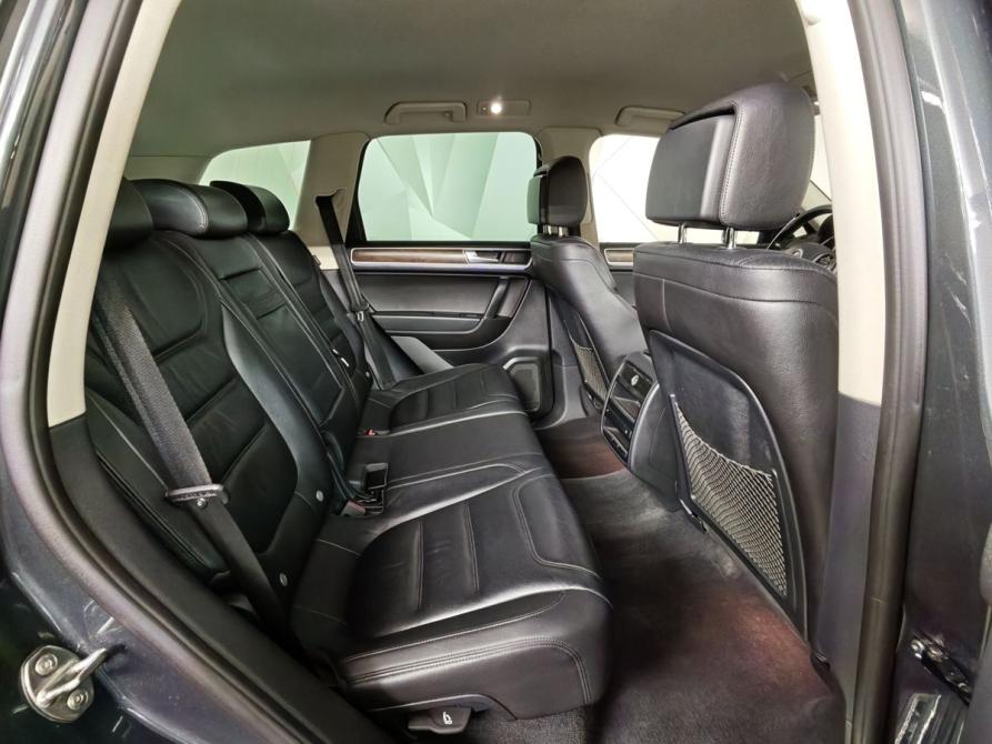 Volkswagen Touareg II Рестайлинг Москва  - изображение 16
