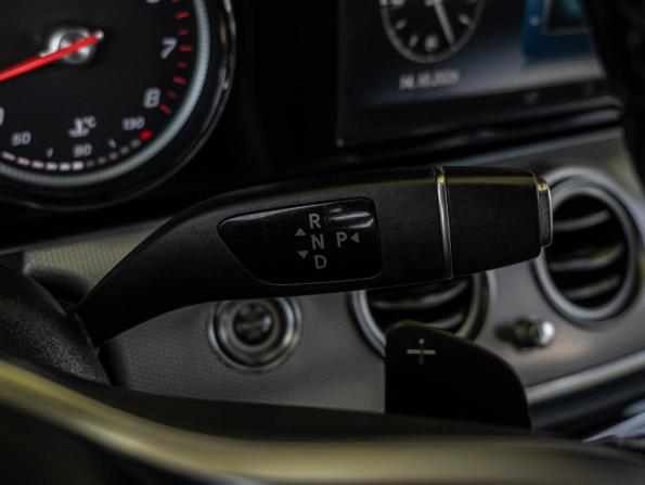 Mercedes-Benz E-Класс V (W213 S213 C238) с пробегом 2018 года, цена 3 180 000 рублей, 122893 км, седан, Автокод Объявления
