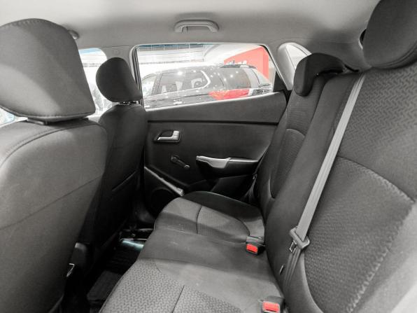 Kia Rio III Рестайлинг с пробегом 2017 года, цена 1 150 000 рублей, 103500 км, хэтчбек, Автокод Объявления