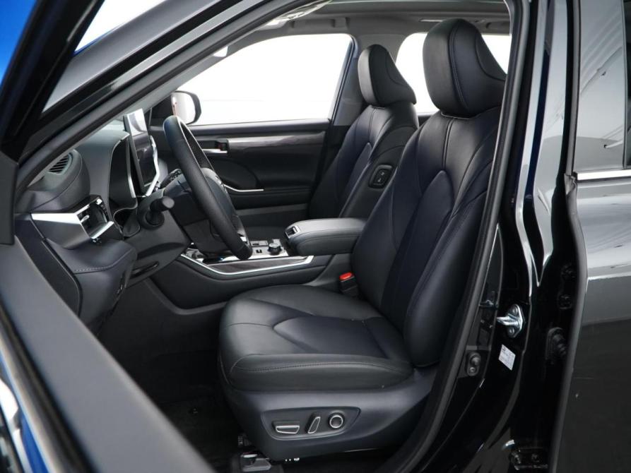 Toyota Highlander IV (XU70) Москва  - изображение 11