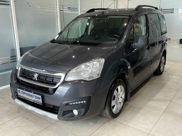 Peugeot Partner II Рестайлинг 2 с пробегом 2018 года, цена 1 000 000 рублей, 164373 км, минивэн, Автокод Объявления