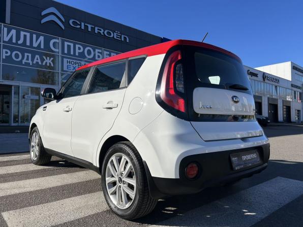Kia Soul II Рестайлинг с пробегом 2017 года, цена 1 550 000 рублей, 123437 км, хэтчбек, Автокод Объявления