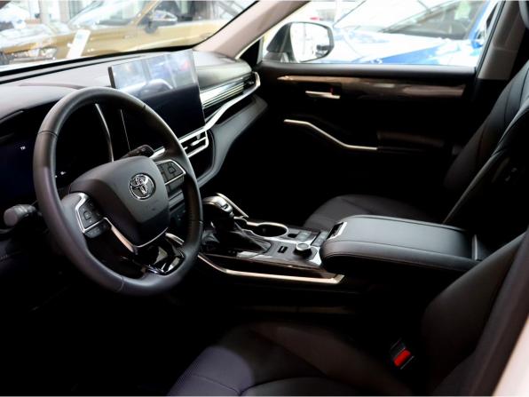 Новый Toyota Highlander IV (XU70) 2026 года, цена 5 950 000 рублей, внедорожник, Автокод Объявления