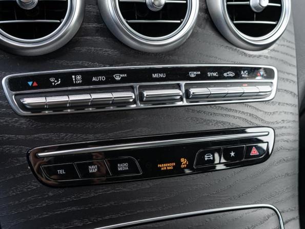 Mercedes-Benz GLC I (X253) Рестайлинг с пробегом 2021 года, цена 4 683 000 рублей, 43328 км, внедорожник, Автокод Объявления
