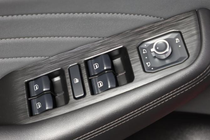 Haval F7 I Рестайлинг с пробегом 2023 года, цена 2 259 000 рублей, 40000 км, внедорожник, Автокод Объявления