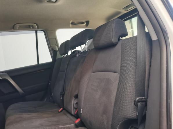 Toyota Land Cruiser Prado 150 Series с пробегом 2010 года, цена 2 390 000 рублей, 334320 км, внедорожник, Автокод Объявления