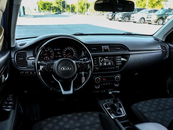 Kia Rio IV с пробегом 2017 года, цена 1 359 000 рублей, 179957 км, седан, Автокод Объявления