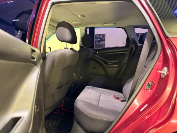 Pontiac Vibe I с пробегом 2004 года, цена 249 000 рублей, 224402 км, хэтчбек, Автокод Объявления