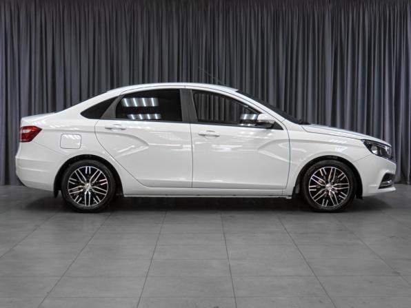 Lada (ВАЗ) Vesta I с пробегом 2017 года, цена 819 000 рублей, 80971 км, седан, Автокод Объявления