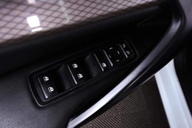 Lada (ВАЗ) Vesta I с пробегом 2023 года, цена 1 199 000 рублей, 55386 км, седан, Автокод Объявления