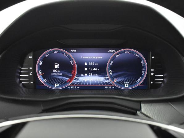Skoda Rapid II с пробегом 2022 года, цена 2 037 900 рублей, 53525 км, лифтбек, Автокод Объявления