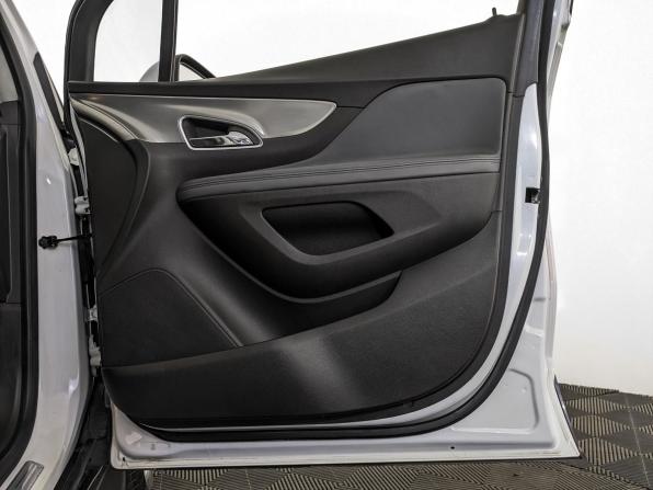 Opel Mokka I с пробегом 2013 года, цена 1 300 000 рублей, 84242 км, внедорожник, Автокод Объявления