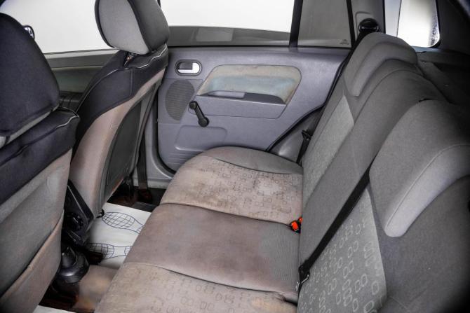 Ford Fusion I Рестайлинг с пробегом 2005 года, цена 429 000 рублей, 225000 км, хэтчбек, Автокод Объявления