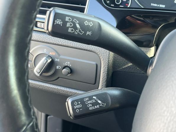 Volkswagen Touareg II Рестайлинг с пробегом 2017 года, цена 2 750 000 рублей, 272000 км, внедорожник, Автокод Объявления
