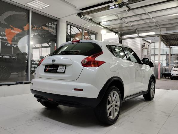 Nissan Juke I с пробегом 2013 года, цена 999 000 рублей, 80688 км, внедорожник, Автокод Объявления