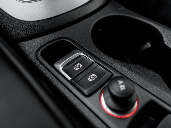 Audi Q3 I (8U) с пробегом 2012 года, цена 1 600 000 рублей, 183283 км, внедорожник, Автокод Объявления
