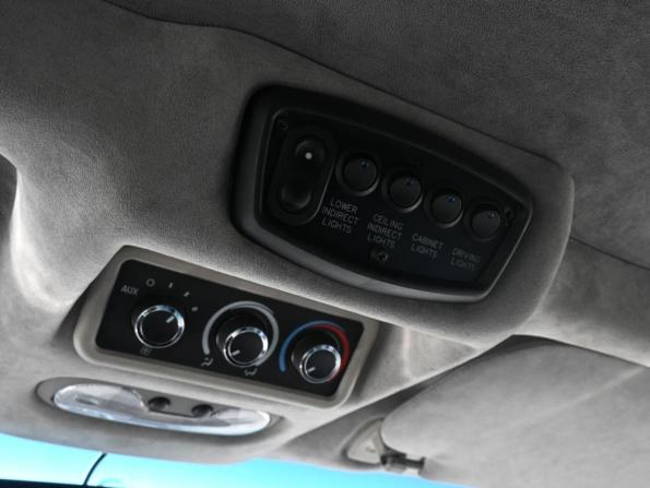 Chevrolet Express II с пробегом 2012 года, цена 5 899 000 рублей, 175683 км, минивэн, Автокод Объявления
