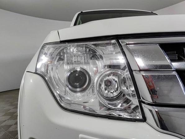 Mitsubishi Pajero IV Рестайлинг 2 с пробегом 2015 года, цена 2 570 000 рублей, 177500 км, внедорожник, Автокод Объявления